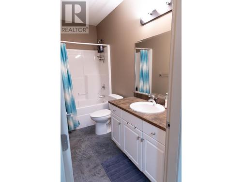 2592 Alpen Paradies Road Unit# 56 Lot# Sl 68, Blind Bay, BC - Indoor Photo Showing Bathroom
