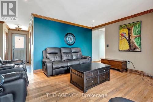 56508 Heritage Line, Bayham, ON - Indoor Photo Showing Living Room