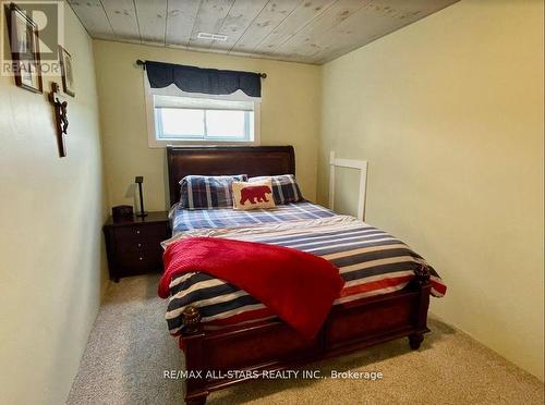 82 Black School Rd, Kawartha Lakes, ON - Indoor Photo Showing Bedroom