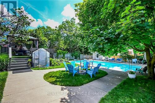 35 Countryside Dr, Welland, ON - Outdoor With In Ground Pool