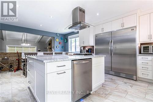 35 Countryside Drive, Welland, ON - Indoor Photo Showing Kitchen