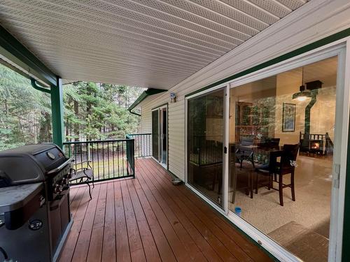 8820 Slocan South Road, Slocan, BC - Outdoor With Deck Patio Veranda With Exterior