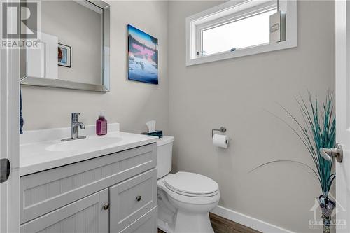 317 Lajoie Street, Ottawa, ON - Indoor Photo Showing Bathroom