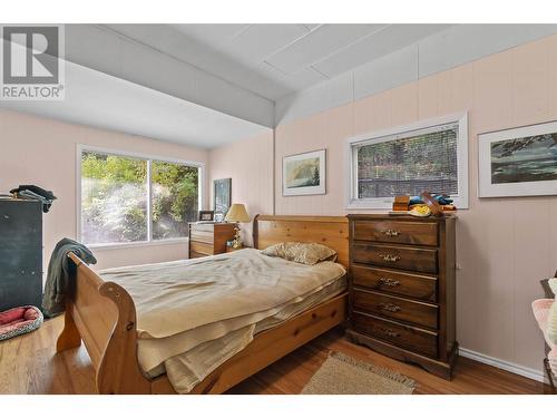 545 Bolton Road, Tappen, BC - Indoor Photo Showing Bedroom