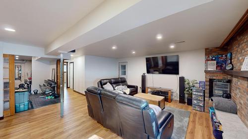 703 Westwood Drive, Cranbrook, BC - Indoor Photo Showing Bedroom