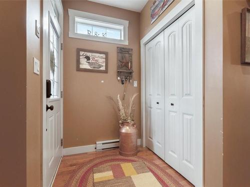 102-598 Wade Avenue, Penticton, BC - Indoor Photo Showing Other Room