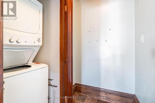 23 Griffith Street, Welland, ON - Indoor Photo Showing Laundry Room