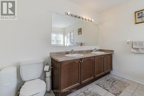 51 Larson Peak Road, Caledon, ON - Indoor Photo Showing Bathroom