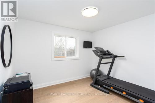 1879 Truscott Dr, Mississauga, ON - Indoor Photo Showing Gym Room