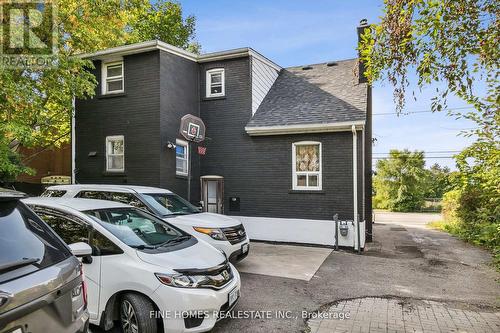 34 Walsh Ave, Toronto, ON - Outdoor