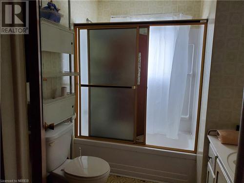 310 Brydges Street, Mattawa, ON - Indoor Photo Showing Bathroom