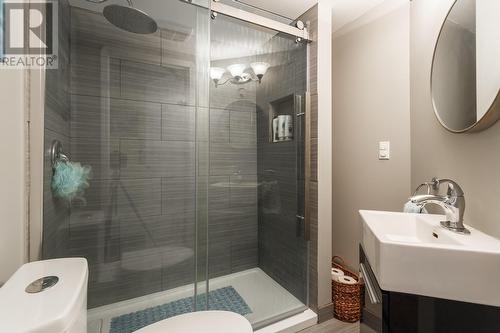 4479 Wasilow Road, Kelowna, BC - Indoor Photo Showing Bathroom