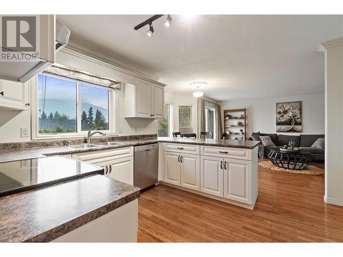 4801 13 Street Ne, Salmon Arm, BC - Indoor Photo Showing Kitchen With Double Sink