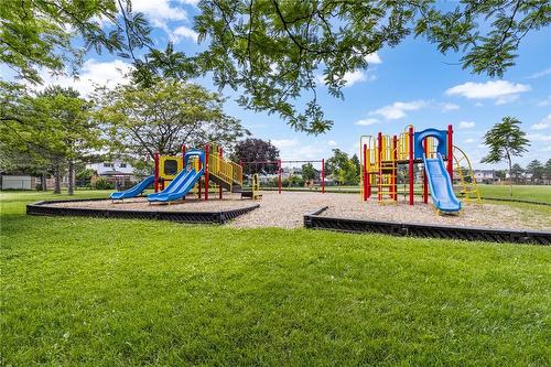 Mountainview Park is just a 5 minute walk away! - 19 Fawell Avenue, St. Catharines, ON - Outdoor