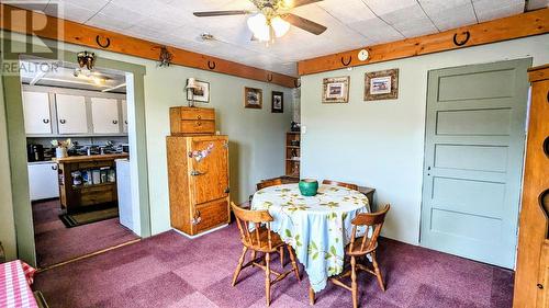 307 Smith Ave, Clinton, BC - Indoor Photo Showing Dining Room