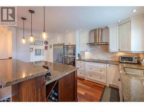 523 Stonor Street, Summerland, BC - Indoor Photo Showing Kitchen With Double Sink With Upgraded Kitchen