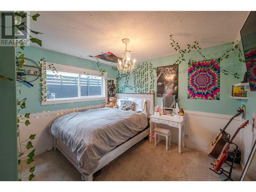 523 Stonor Street, Summerland, BC - Indoor Photo Showing Bedroom