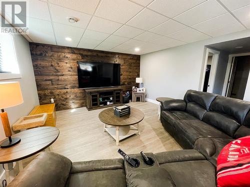 965 88 Avenue, Dawson Creek, BC - Indoor Photo Showing Living Room