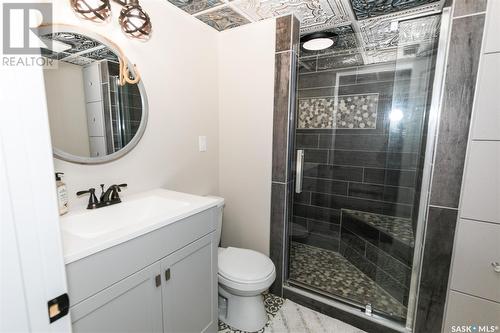 110 Atlantic Avenue, Kerrobert, SK - Indoor Photo Showing Bathroom
