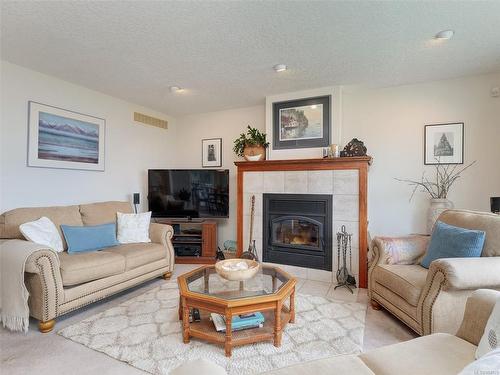 5109 William Head Rd, Metchosin, BC - Indoor Photo Showing Living Room With Fireplace