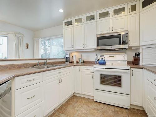 5109 William Head Rd, Metchosin, BC - Indoor Photo Showing Kitchen With Double Sink