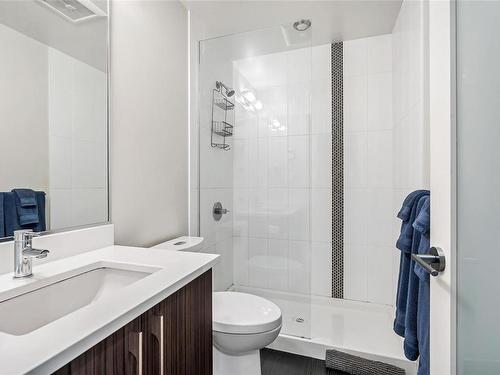 306-613 Herald St, Victoria, BC - Indoor Photo Showing Bathroom