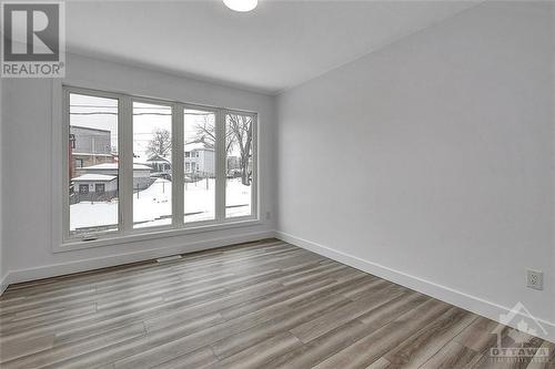 285A&B Montfort Street, Ottawa, ON - Indoor Photo Showing Other Room