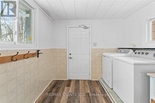 584 Highway 33 W, Quinte West, ON - Indoor Photo Showing Laundry Room