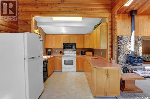 708 Tatanka Drive, Buffalo Pound Lake, SK - Indoor Photo Showing Kitchen