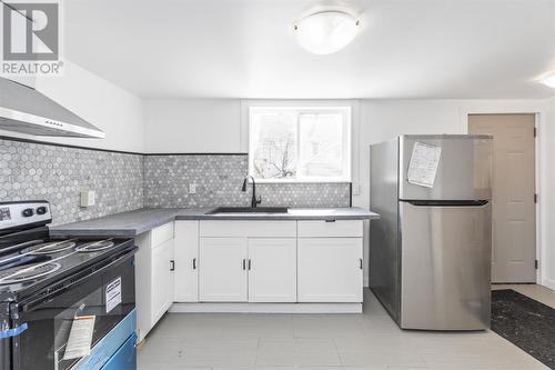 55 Cathcart St, Sault Ste. Marie, ON - Indoor Photo Showing Kitchen