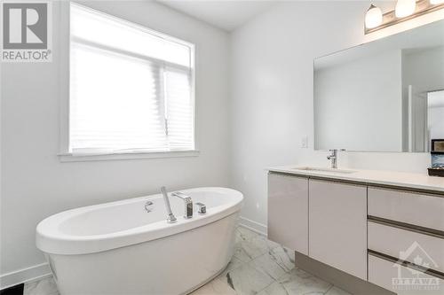 Ensuite - 444 Turmeric Court, Ottawa, ON - Indoor Photo Showing Bathroom