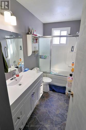 13 Eva St, Kawartha Lakes, ON - Indoor Photo Showing Bathroom