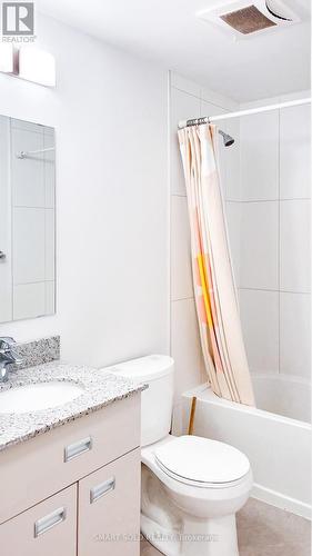 234 - 652 Princess Street, Kingston, ON - Indoor Photo Showing Bathroom