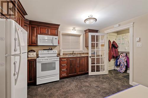 68 Sgt. Donald Lucas Drive, Paradise, NL - Indoor Photo Showing Kitchen With Double Sink