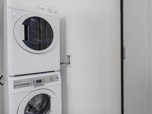 Laundry room - 402-1310 Boul. René-Lévesque O., Montréal (Ville-Marie), QC - Indoor Photo Showing Laundry Room