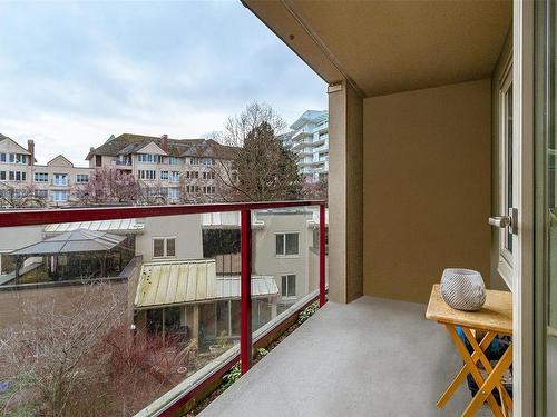 202-27 Songhees Rd, Victoria, BC - Outdoor With Balcony With Exterior