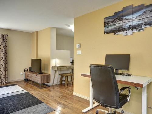 Living room - 1331 Rue Labelle, Mont-Tremblant, QC - Indoor Photo Showing Office