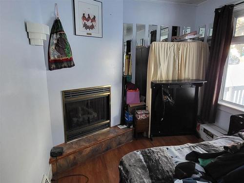 219 First Street N, Kenora, ON - Indoor With Fireplace