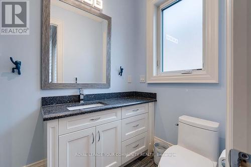 117 Dexter Rd, Richmond Hill, ON - Indoor Photo Showing Bathroom