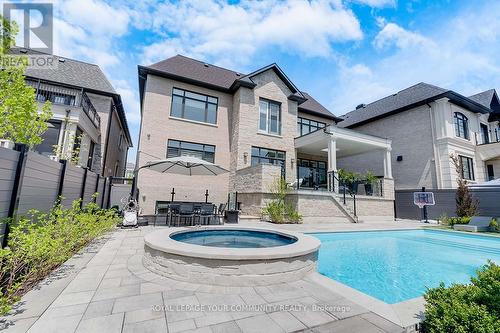 117 Dexter Rd, Richmond Hill, ON - Outdoor With In Ground Pool