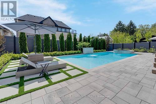 117 Dexter Rd, Richmond Hill, ON - Outdoor With In Ground Pool