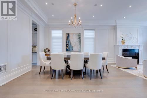 117 Dexter Rd, Richmond Hill, ON - Indoor Photo Showing Dining Room