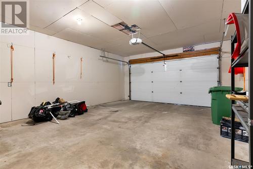 2121 Mackay Street, Regina, SK - Indoor Photo Showing Garage