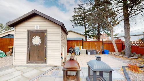 12 Pinewood Avenue Nw, Cranbrook, BC - Outdoor With Deck Patio Veranda