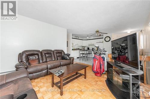 191 Castor Street, Prescott And Russell, ON - Indoor Photo Showing Living Room