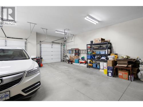 2582 St Andrews Street, Blind Bay, BC - Indoor Photo Showing Garage