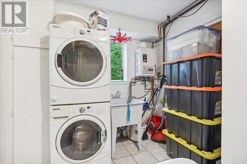 757 Meadow Wood Road, Mississauga, ON - Indoor Photo Showing Laundry Room