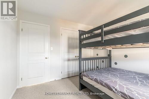 51 Palacebeach Tr, Hamilton, ON - Indoor Photo Showing Bedroom