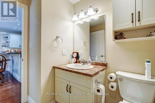 #7 -35 Green Arbour Way, Kawartha Lakes, ON - Indoor Photo Showing Bathroom