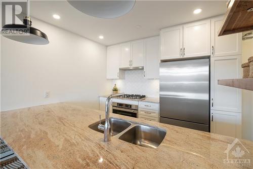 11 Oblats Avenue Unit#410, Ottawa, ON - Indoor Photo Showing Kitchen With Double Sink With Upgraded Kitchen
